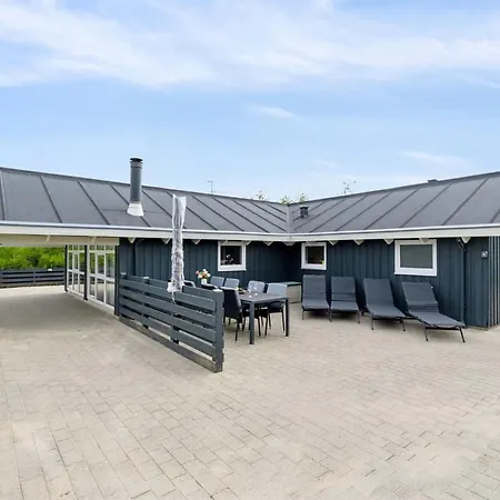 Spurv - 1-8km From The Sea By Interhome Bolilmark