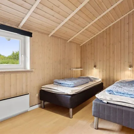 Spurv - 1-8km From The Sea By Interhome 펜션 *